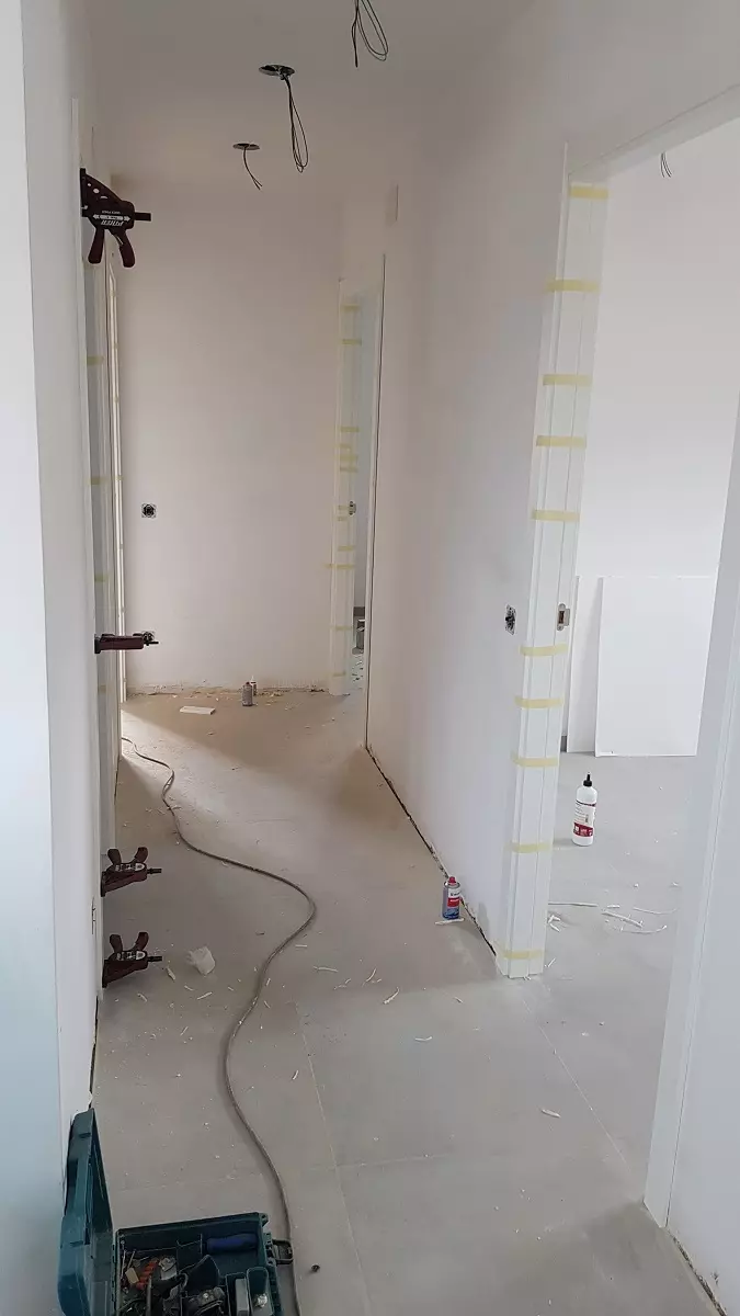 colocacion de puertas blancas Cambiar puertas Cuenca